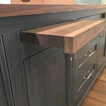 Styling a kitchen - Jewett Farms + Co.